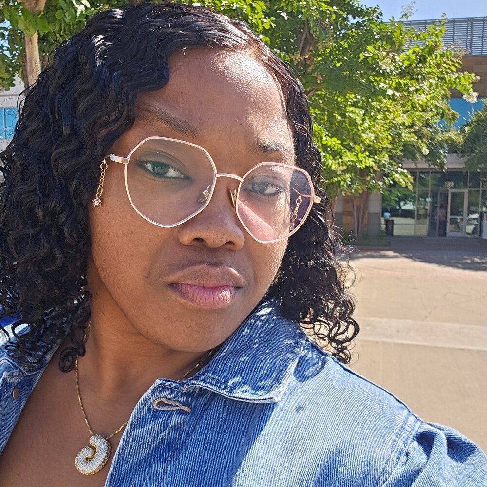 Meet your Posher, Gee